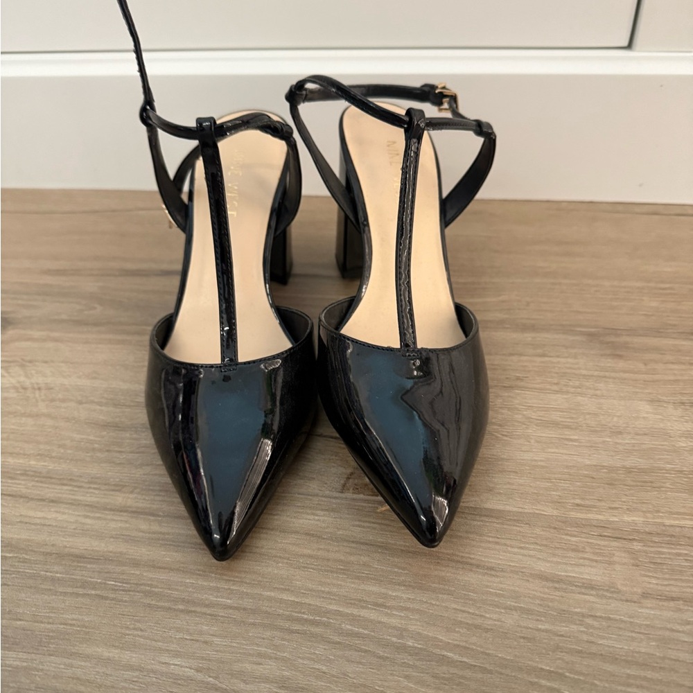 Nine West Black Patent T Strap Chunky Heels